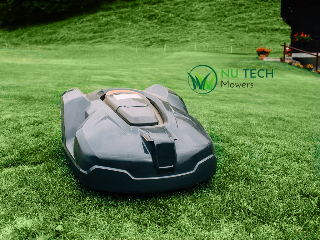 automower, chainsaw, chainsaw bag, husqvarna mower, husqvarna, lawn mower, xplorer jacket