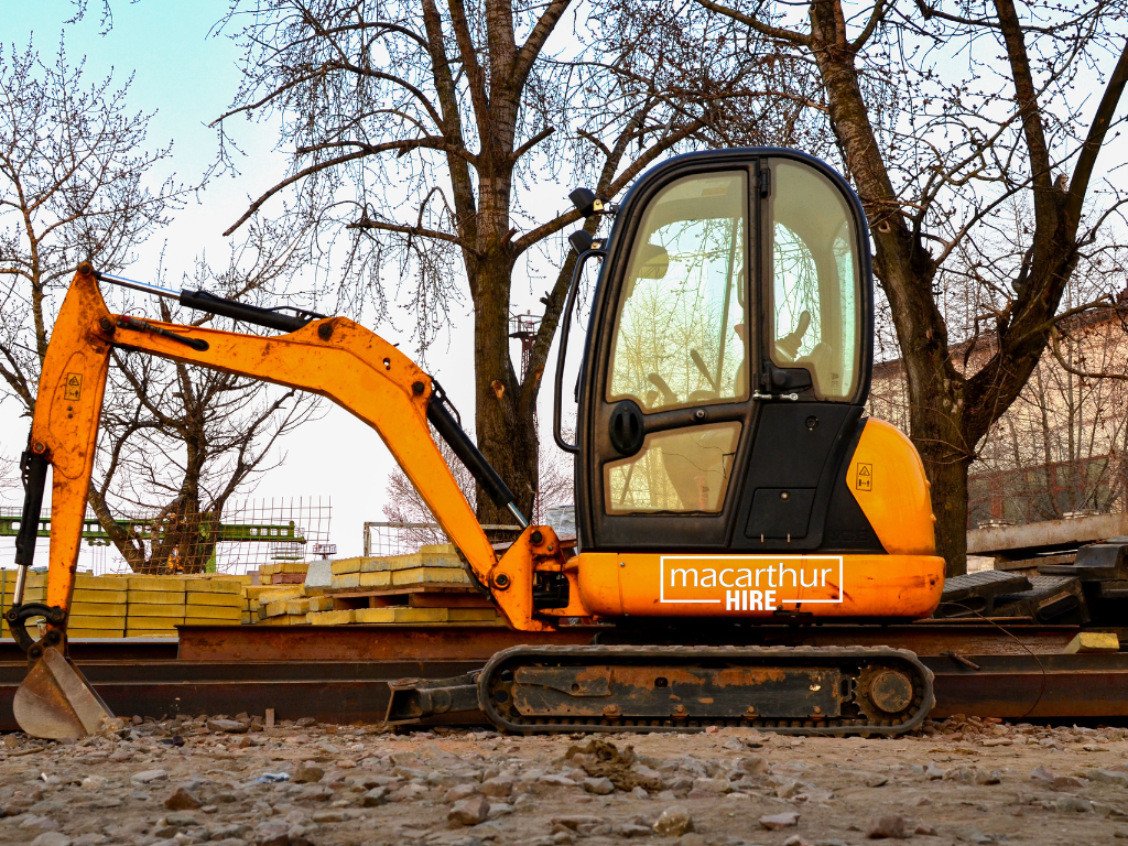 equiptment rentals,business equipment hire, Mini excavators, excavator hire macarthur, kubota excavator, equipment for rent